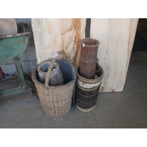 213 - SELECTION OF OLD BASKETS