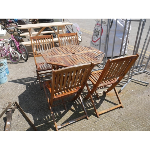 31 - PATIO TABLE & 4 CHAIRS