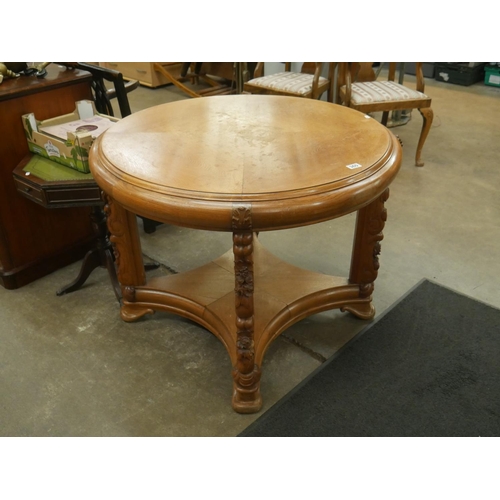 360 - VICTORIAN OAK HEAVILY CAREVD CENTRE TABLE