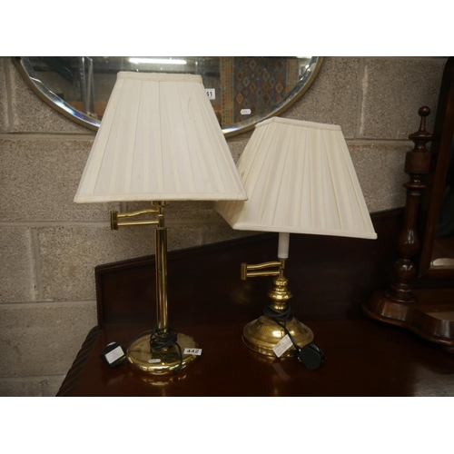 442 - 2 TABLE LAMPS