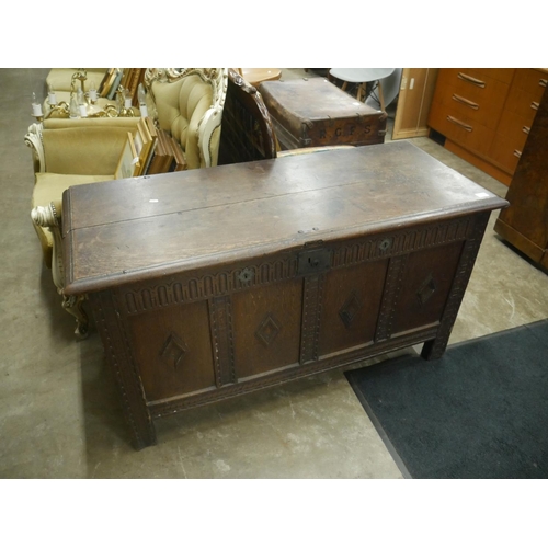 515 - VERY EARLY ENGLISH OAK MULE CHEST