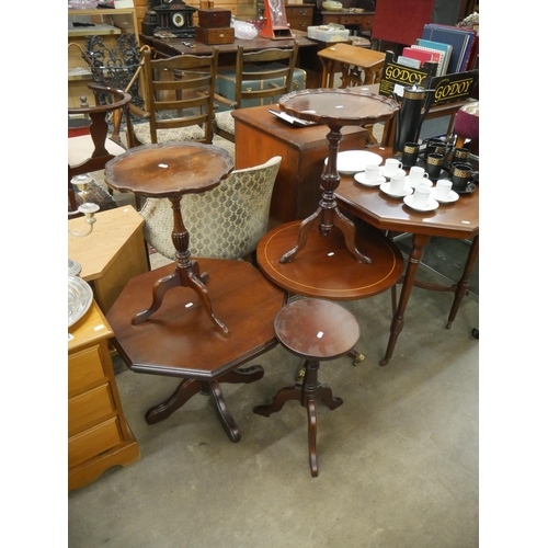 545 - 5 WINE TABLES