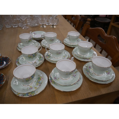 605 - PARAGON PART TEA SET