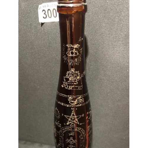 300 - NAIVELY ENGRAVED BOTTLE CELEBRATING KING WILLIAM III WITH MASONIC & ORANGE ORDER SYMBOLS DATED 1873