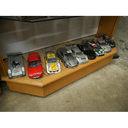 389 - 9 MODEL CARS