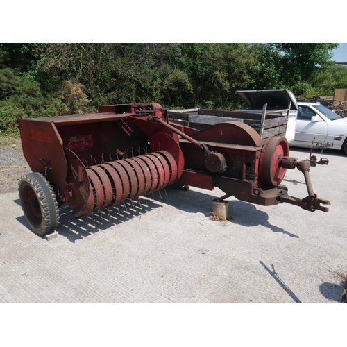 7 - JONES PICK-UP BALER