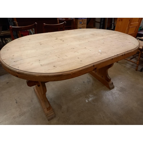 706 - OAK DINING TABLE