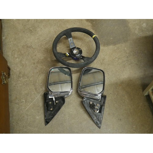 735 - MITSUBISHI L200 WING MIRRORS & STEERING WHEEL