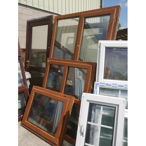 22 - LOT OF OAK COLOURED PVC WINDOWS