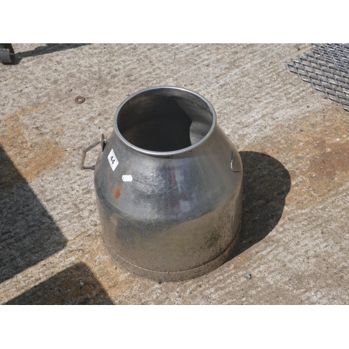 44 - STAINLESS STEEL BUCKET