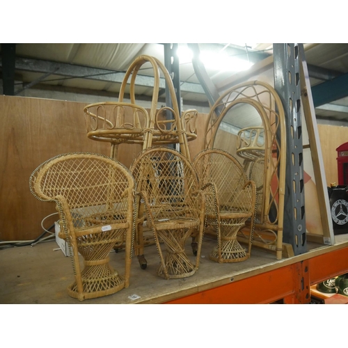 785 - LOT OF WICKER ITEMS