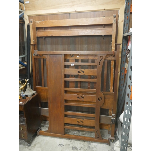 840 - MAHOGANY BED