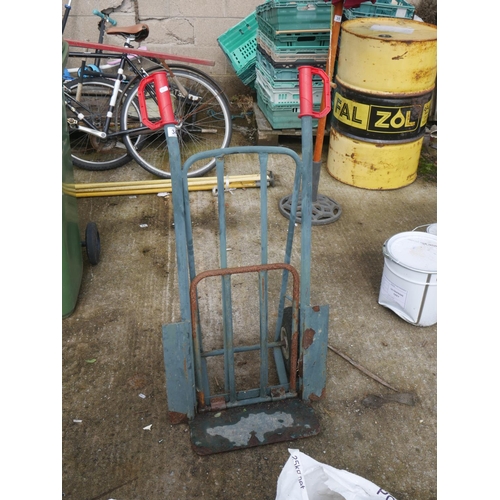 Lot 34        