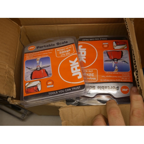 791 - BOX OF LUGGAGE SCALES