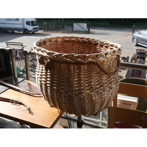 192 - LARGE WICKER BASKET