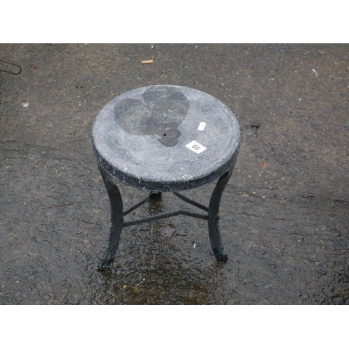 66 - GALVANISED MILKING STOOL