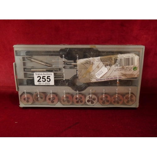 255 - SMALL TAP & DIE SET