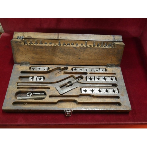 259 - PARTIAL TAP & DIE SET