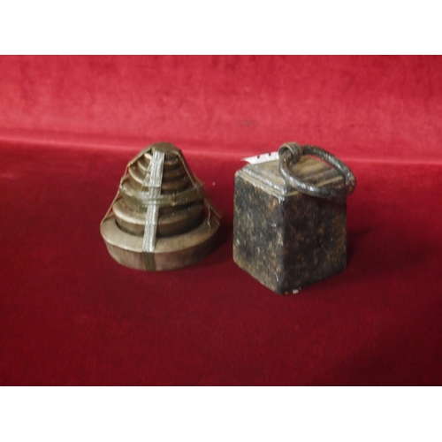 377 - SELECTION OF WEIGHTS