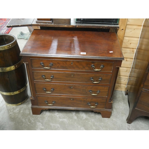 390 - 4 DRAWER MAHOGANY BACHELORS CHEST