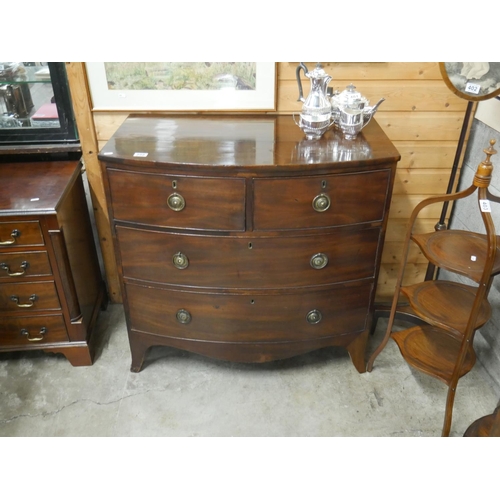 398 - BOW FRONTED GEORGIAN MAHOGANY 2 OVER 3 CHEST OF DRAWERS