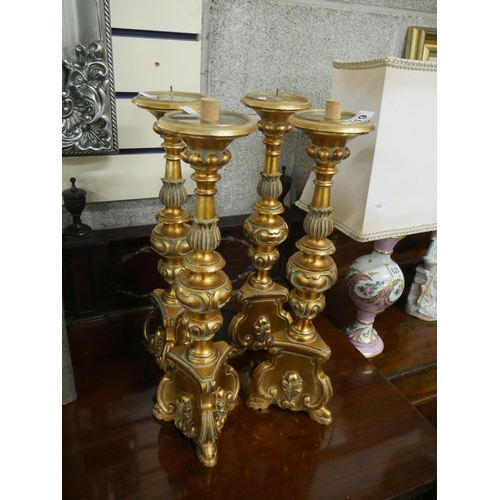 519 - 4 CANDLE STANDS