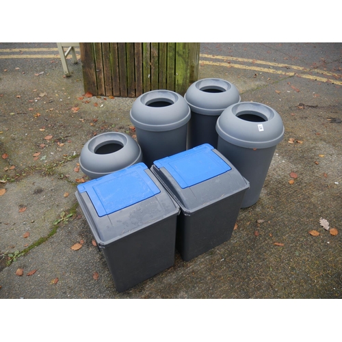 67 - SELECTION OF BINS