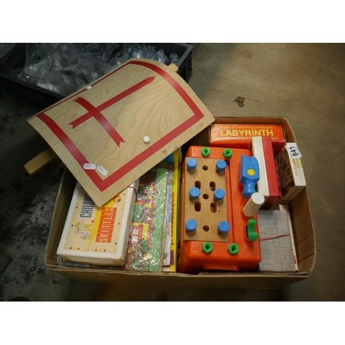 841 - BOX OF VINTAGE TOYS