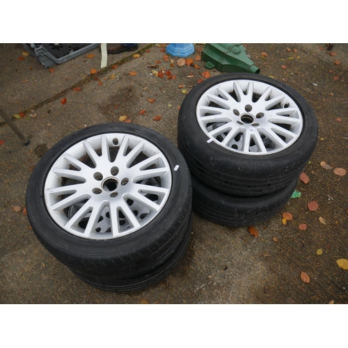 95 - 4 ALLOY WHEELS