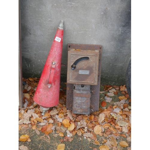 103 - OLD FIRE EXTINGUISHER & SWITCH UNIT