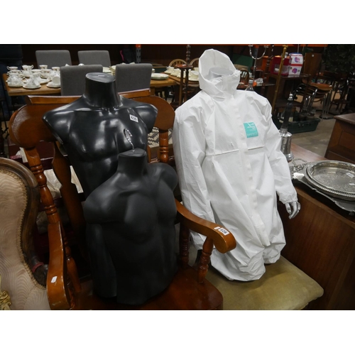 630 - 3 MANNEQUIN TORSOS