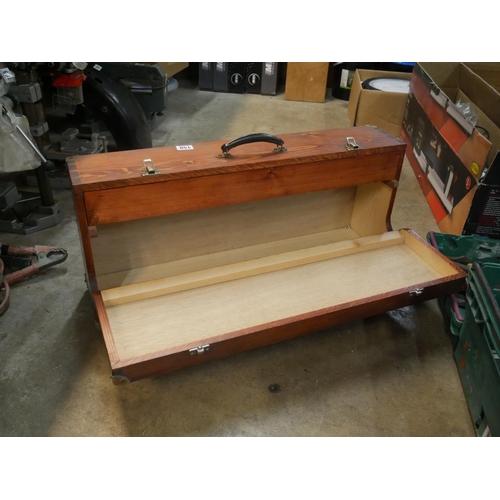 158 - JOINERS TOOL BOX