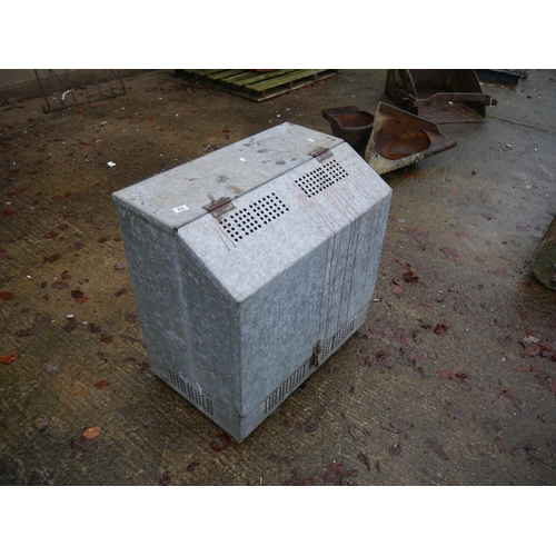 29 - GAS STORAGE BOX WITH NO FITTINGS