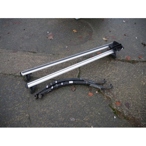 38 - PAIR OF LEAF SPRINGS & ROOF BARS