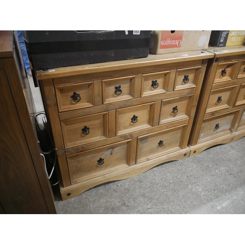 662 - PINE CHEST OF DRAWERS