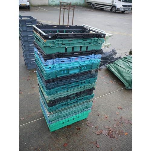 67 - STORAGE CRATES