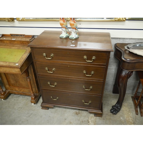 306 - GEORGIAN STYLE 4 DRAWER CHEST