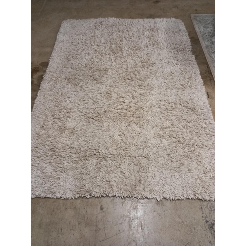 380 - PURE WOOL RUG