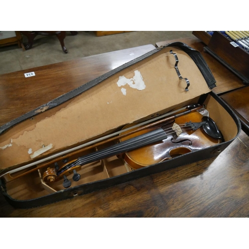 414 - OLD FIDDLE & CASE