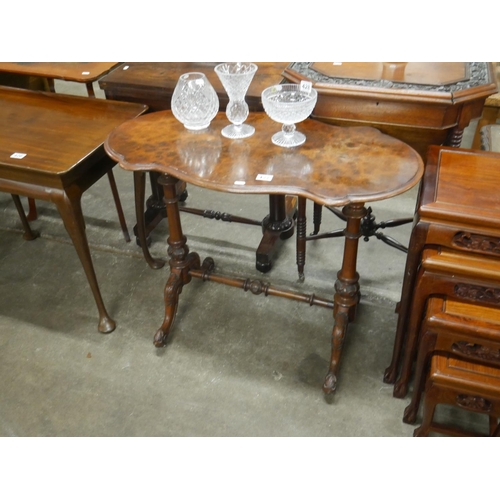 427 - WALNUT VICTORIAN STRETCHER TABLE