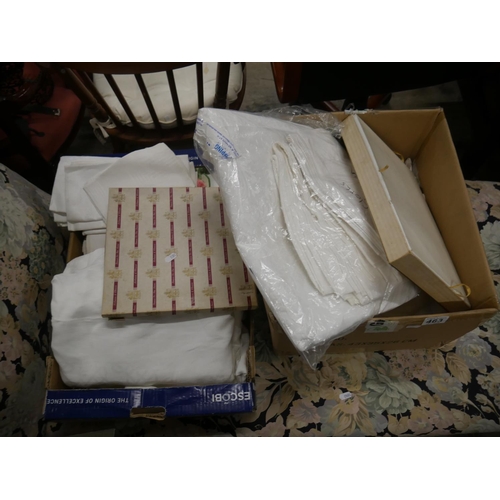 463 - LOT OF LINEN