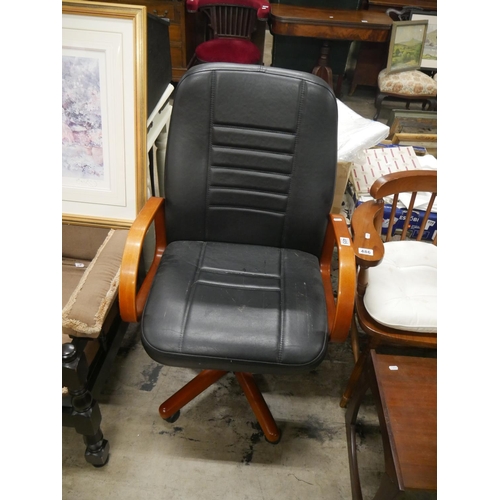 485 - SWIVEL DESK CHAIR