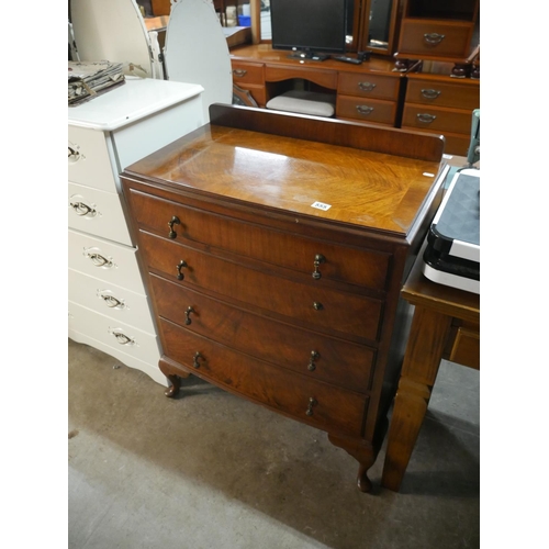 555 - WALNUT 4 DRAWER CHEST - ONE HANDLE BROKEN BUT IN DRAWER