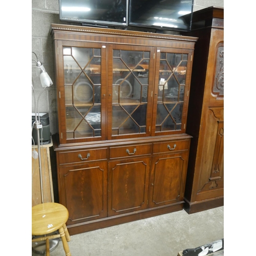 283 - 3 DOOR MAHOGANY BOOKCASE