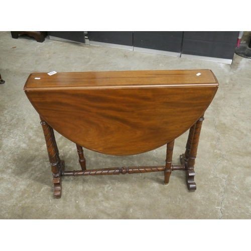 322 - VICTORIAN SUTHERLAND TABLE