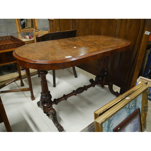 422 - VICTORIAN BURR WALNUT LIBRARY TABLE