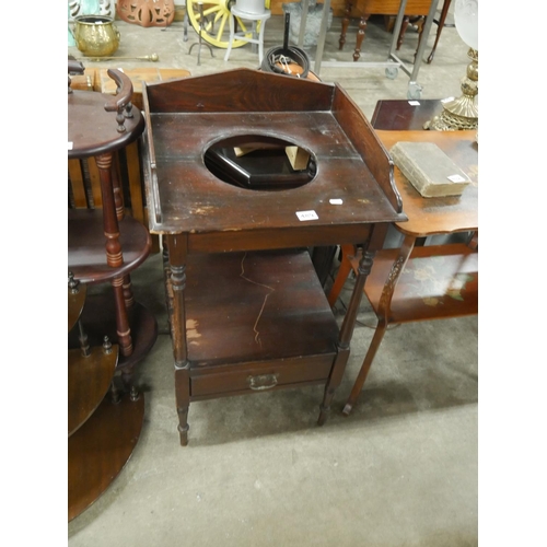 489 - VICTORIAN PINE WASHSTAND