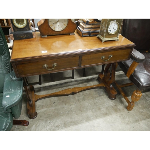 532 - MAHOGANY 2 DRAWER SIDE TABLE