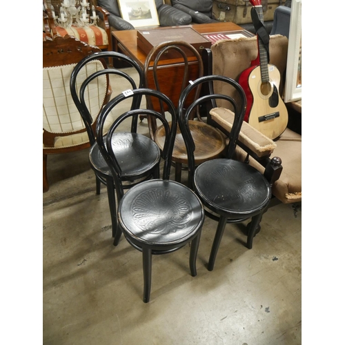 544 - 4 BENTWOOD CHAIRS