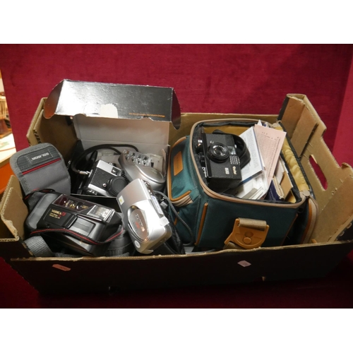 678 - BOX OF CAMERAS